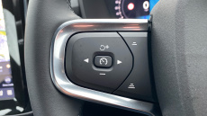 Volvo XC40 2.0 B4P Plus Dark 5dr Auto Petrol Estate